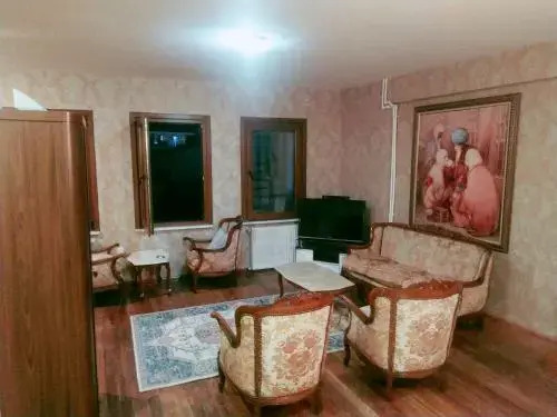 Ezgi house