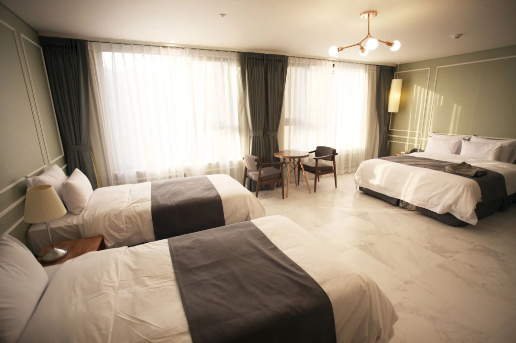 JK Blossom Hotel