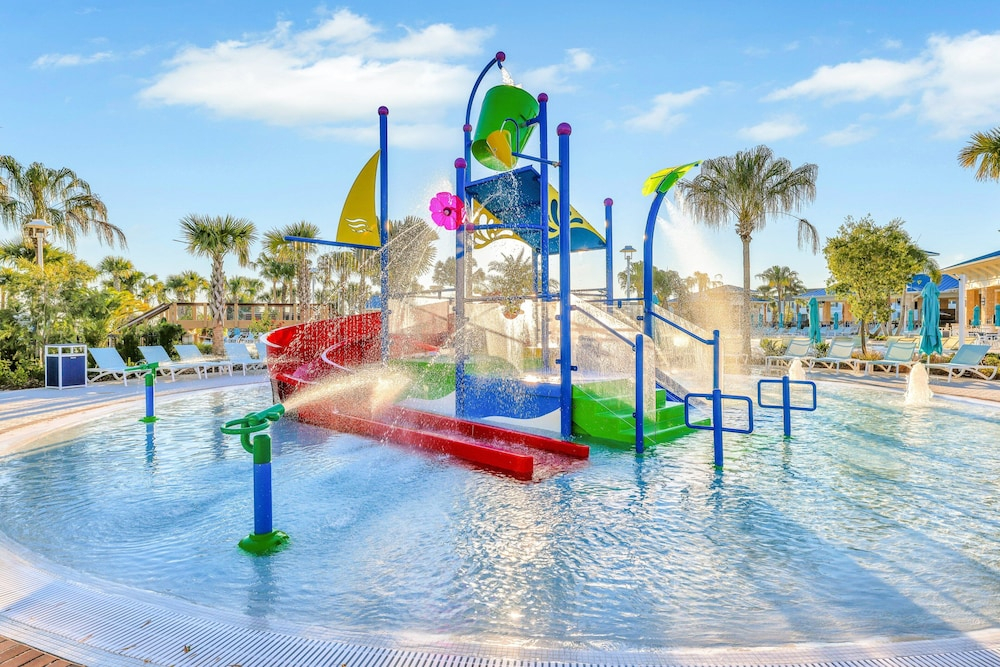 Windsor Island Wonder - Private Pool, Near Theme Parks & new Club House