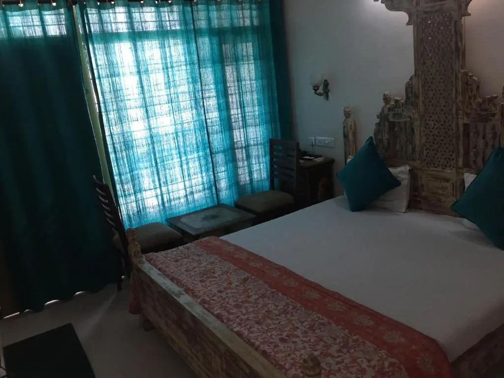 Little Ganesha Inn