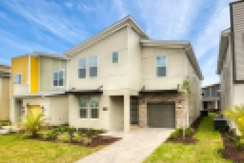 6BR Luxury Home With Private Pool and Hot Tub - Near Disney