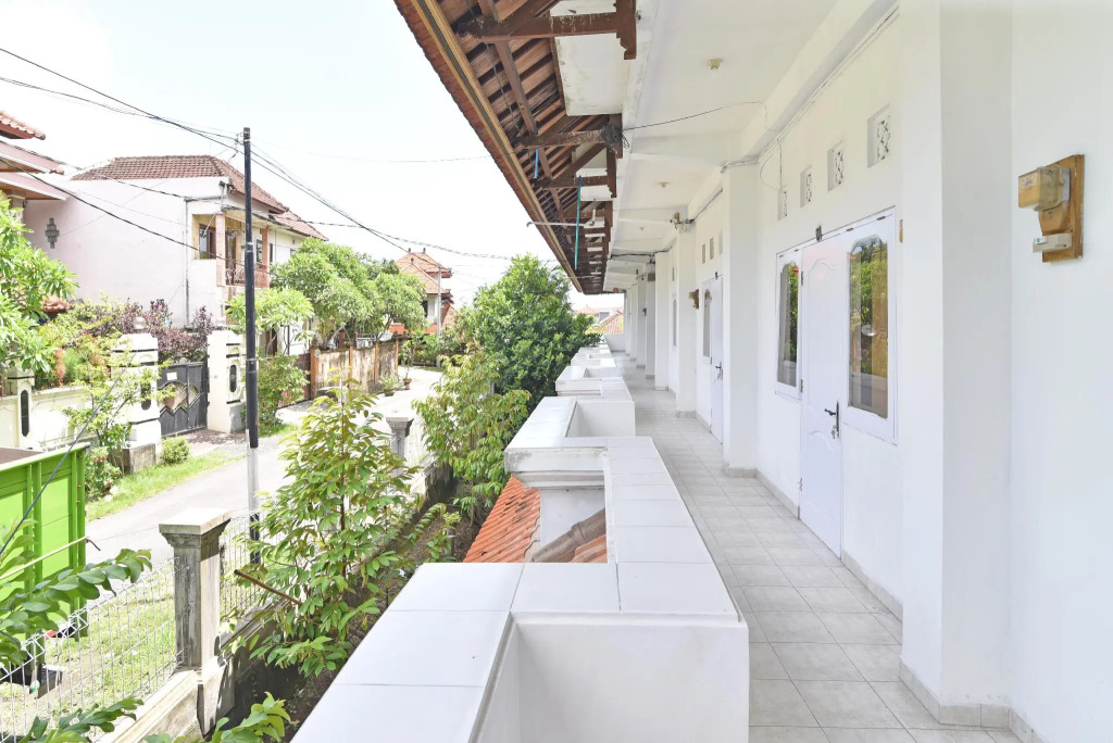RedDoorz @ Jalan Gatot Subroto Denpasar