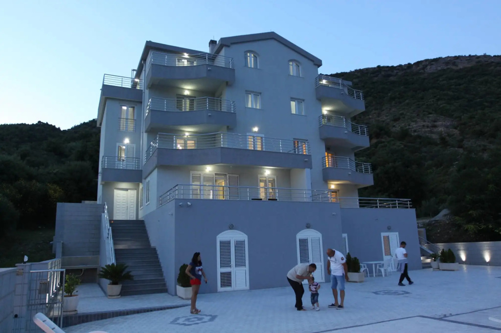 Отель VILLA ANDJELINA