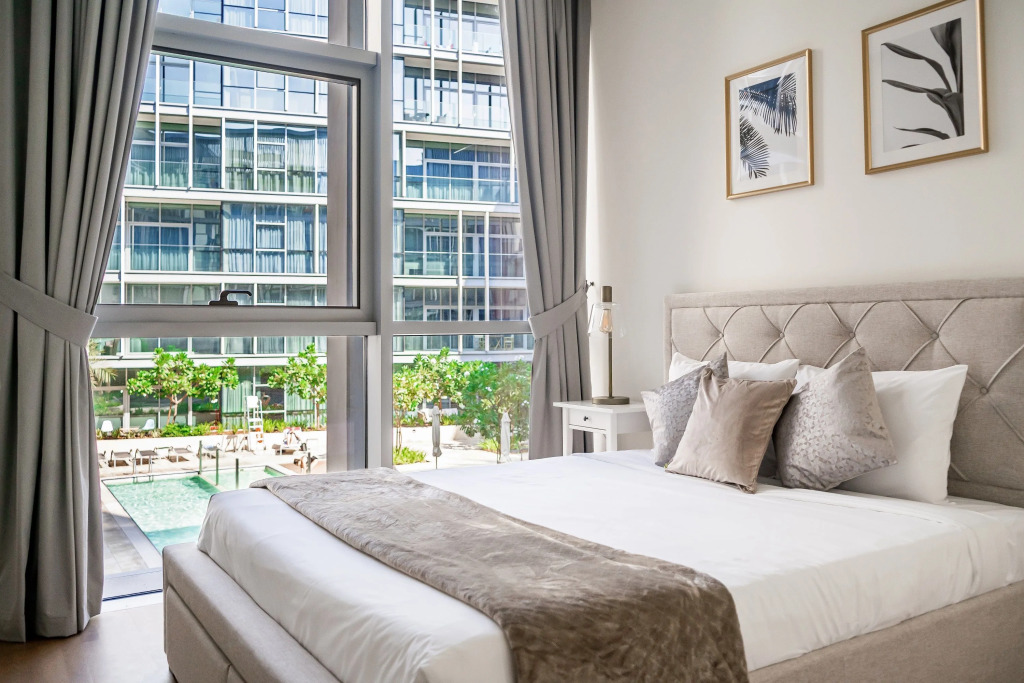 Elegant And Bright Apartment In City Walk