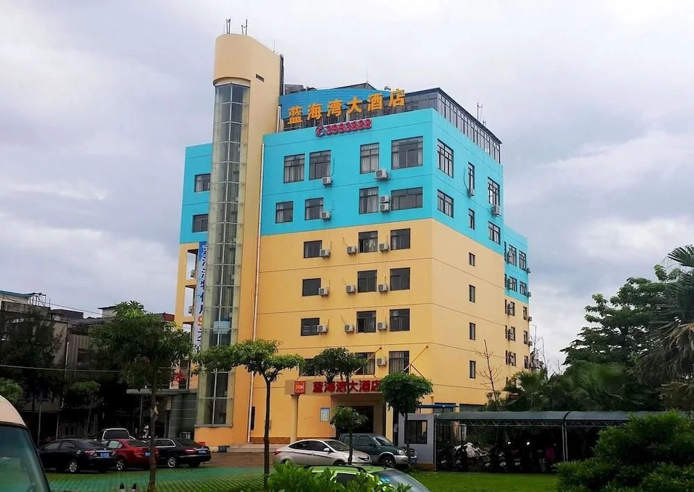 Blue Bay Hotel