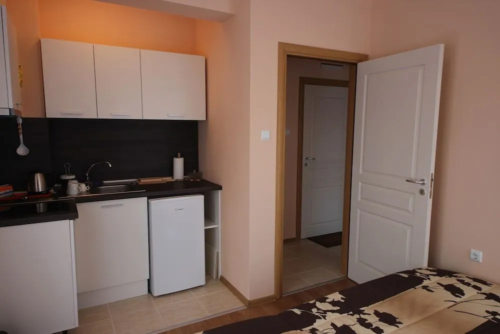 Menada Apartments in Messembria Resort