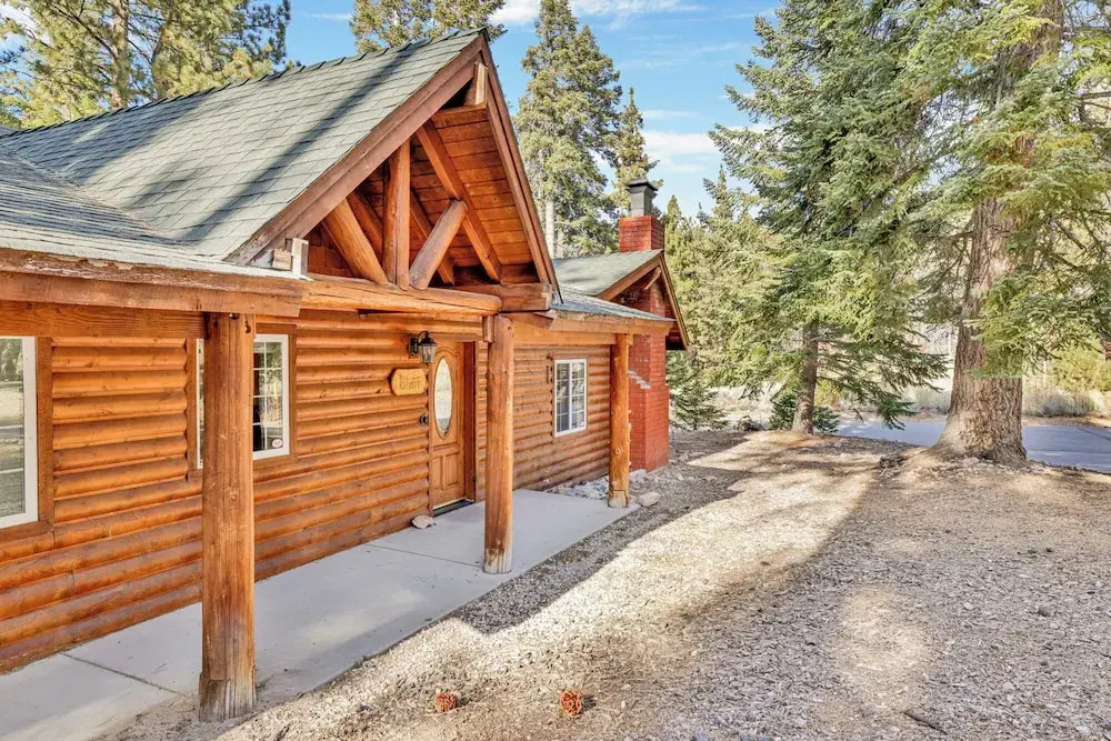 Lazy Bear Lodge Central Retreat by Big Bear Vacations