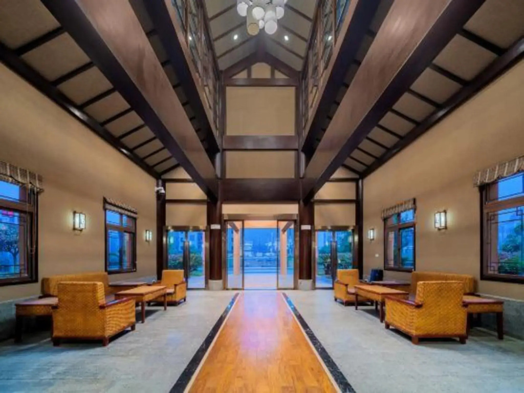 Zhiren Inn