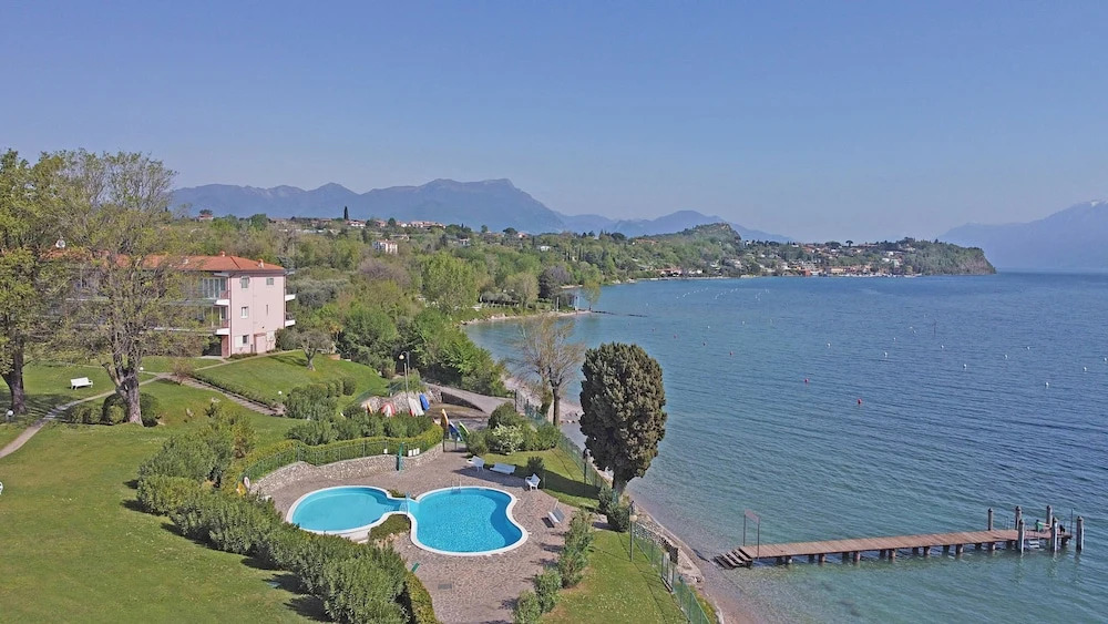 San Sivino 42 con Piscina by Wonderful Italy