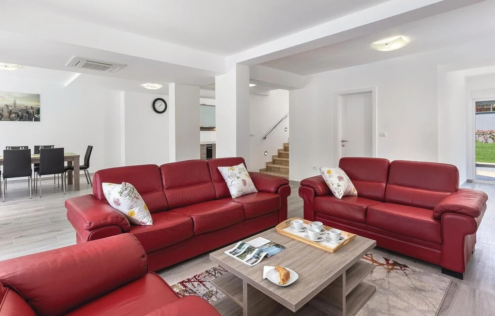 Nice Home in Pula With Wifi and 4 Bedrooms