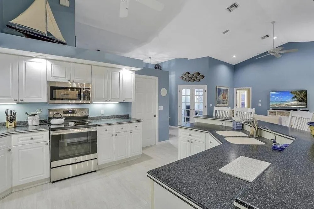 Elm Ct. 830 Marco Island Vacation Rental 4 Bedrooms 2.5 Bathrooms Home