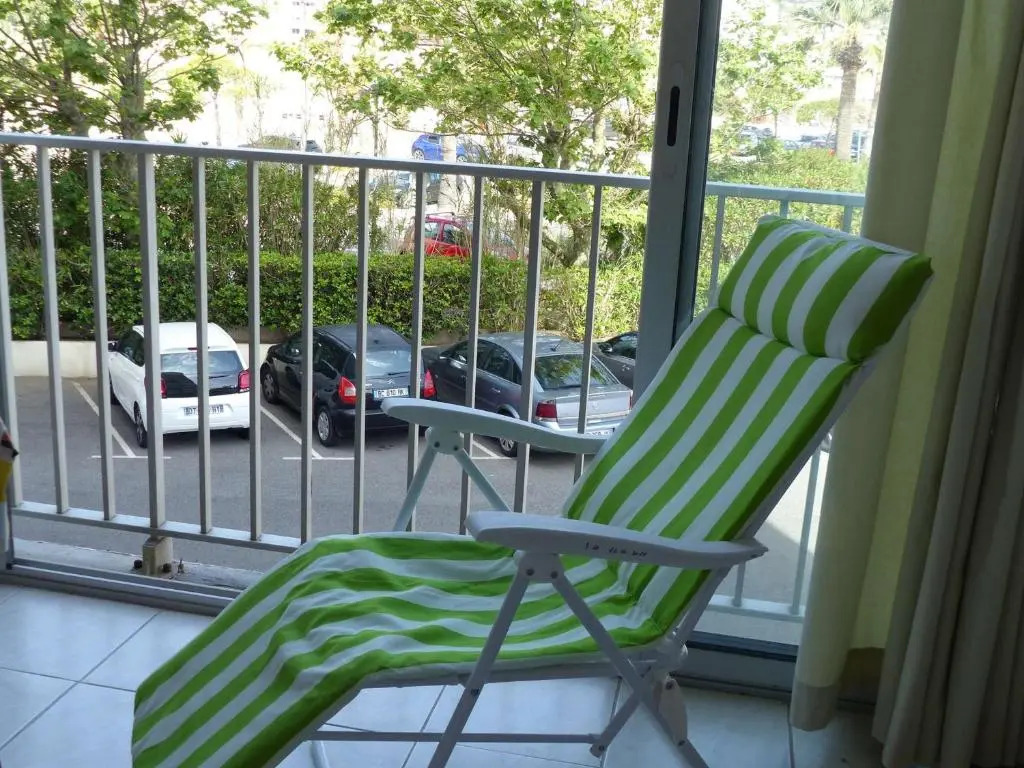 Studio Le Lavandou, 1 pièce, 2 personnes - FR-1-308-34