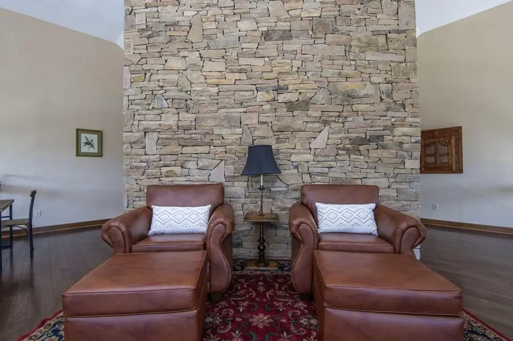 Crestview Estate By Heritage Cabin Rentals