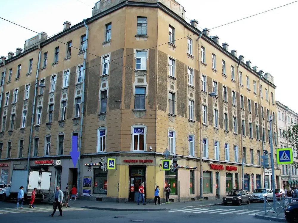 St.Petersburg Hotel Bronnitskaya 15