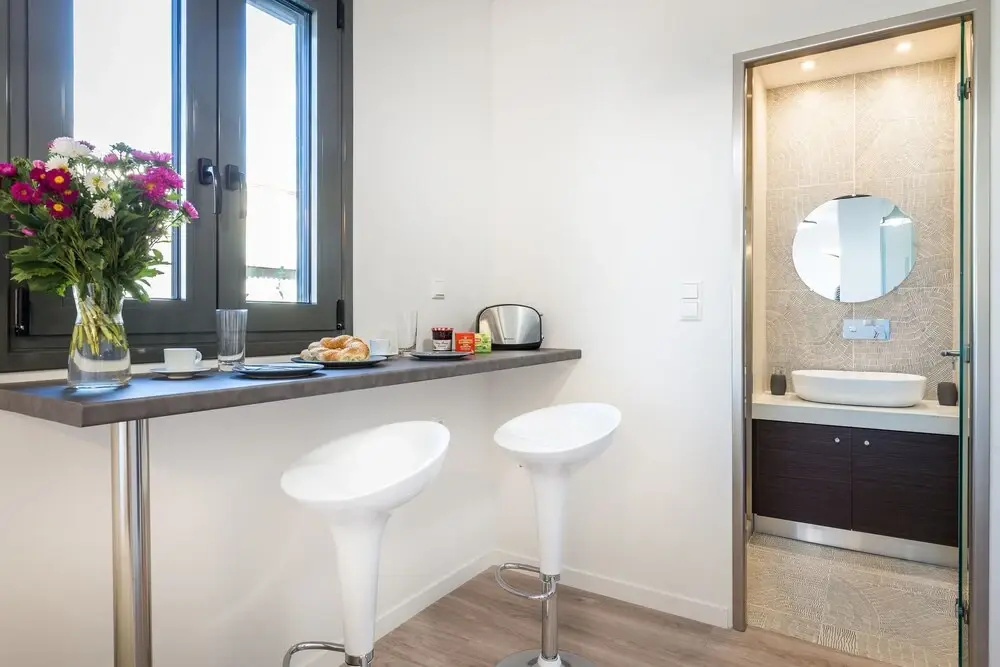 Syntagma modern new flat - large balcony