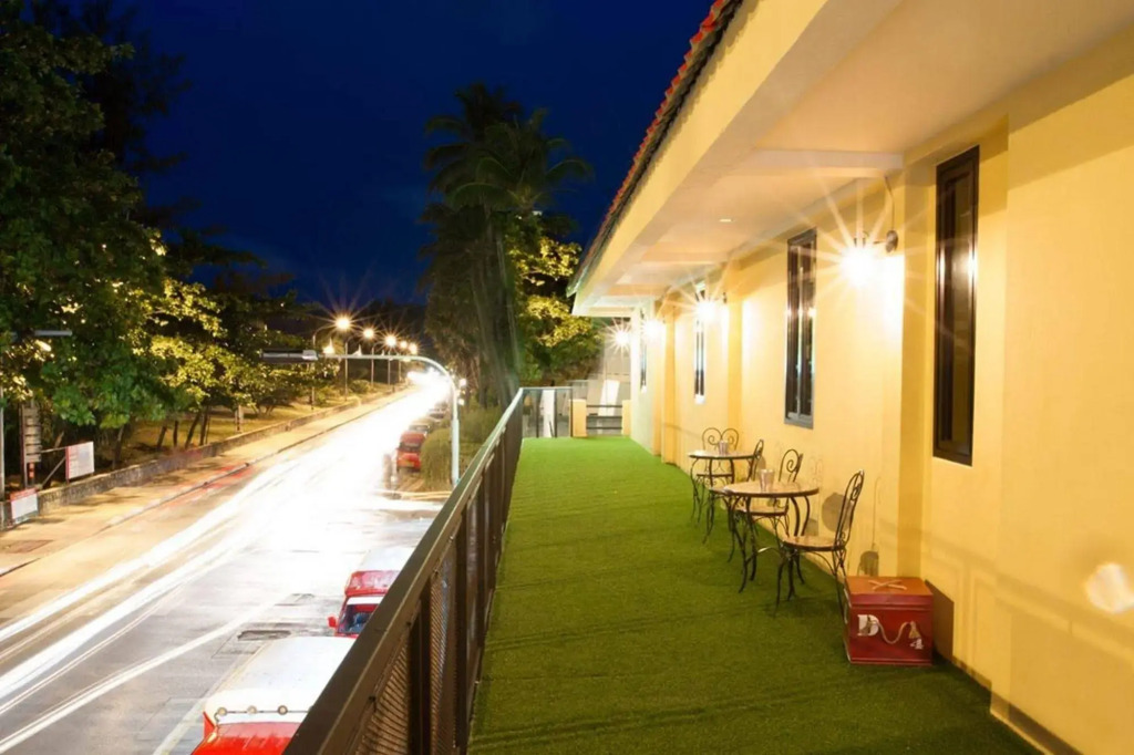 Doolay Beachfront Hostel