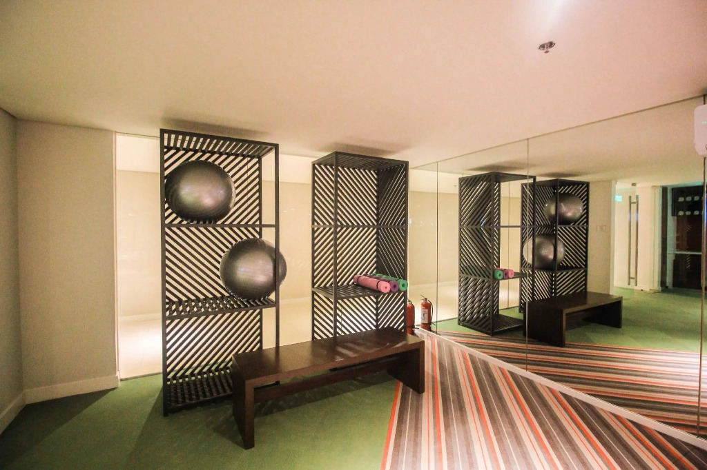 Mella Hotel Manila near NAIA Airport