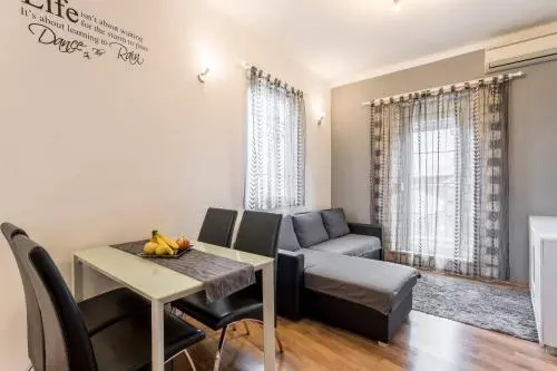 Downtown Residence Apartment