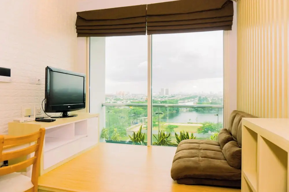 Comfortable And Modern Look 1Br At Citralake Suites Apartment