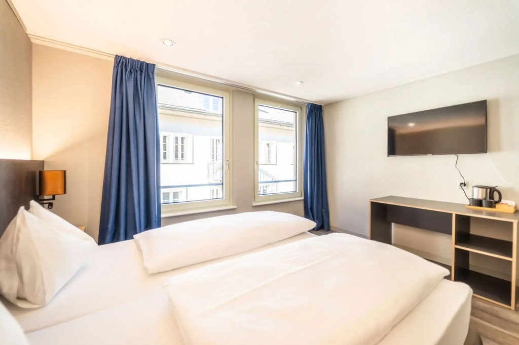 The HEY HOTEL