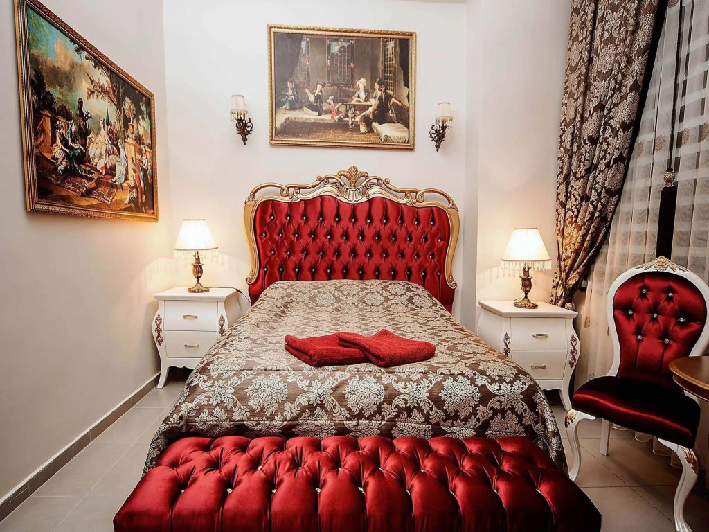 Lamaria Residence