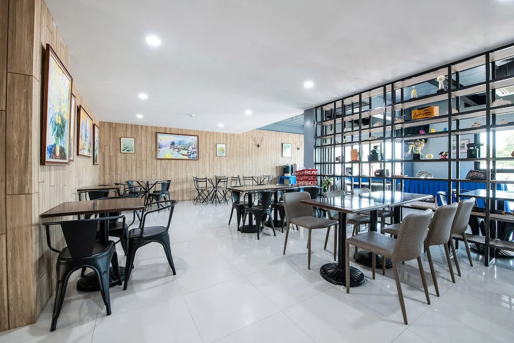 Sattahip 9 Boutique Hotel OYO Rooms