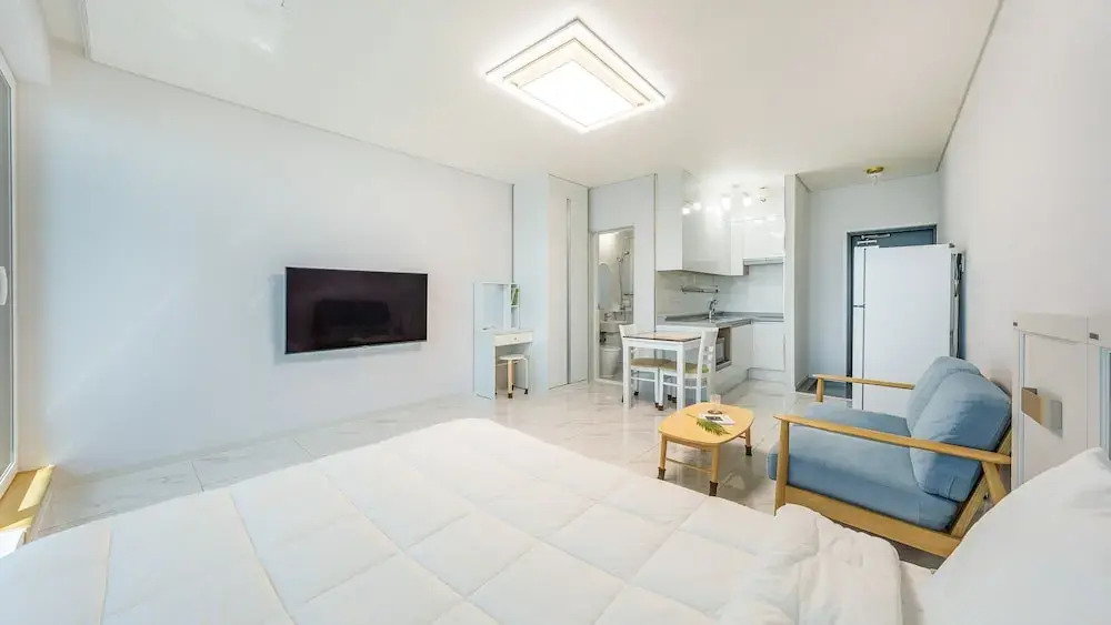 Yeosu Stay Raonpine Spa Pension