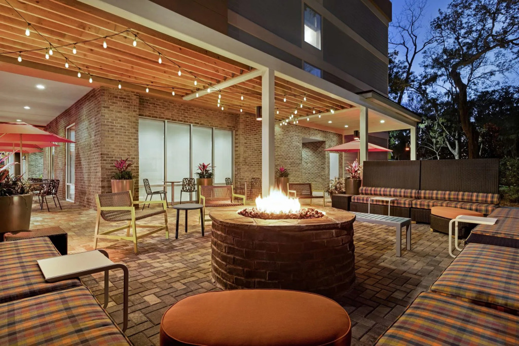 Home2 Suites By Hilton Fernandina Beach on Amelia Island, FL