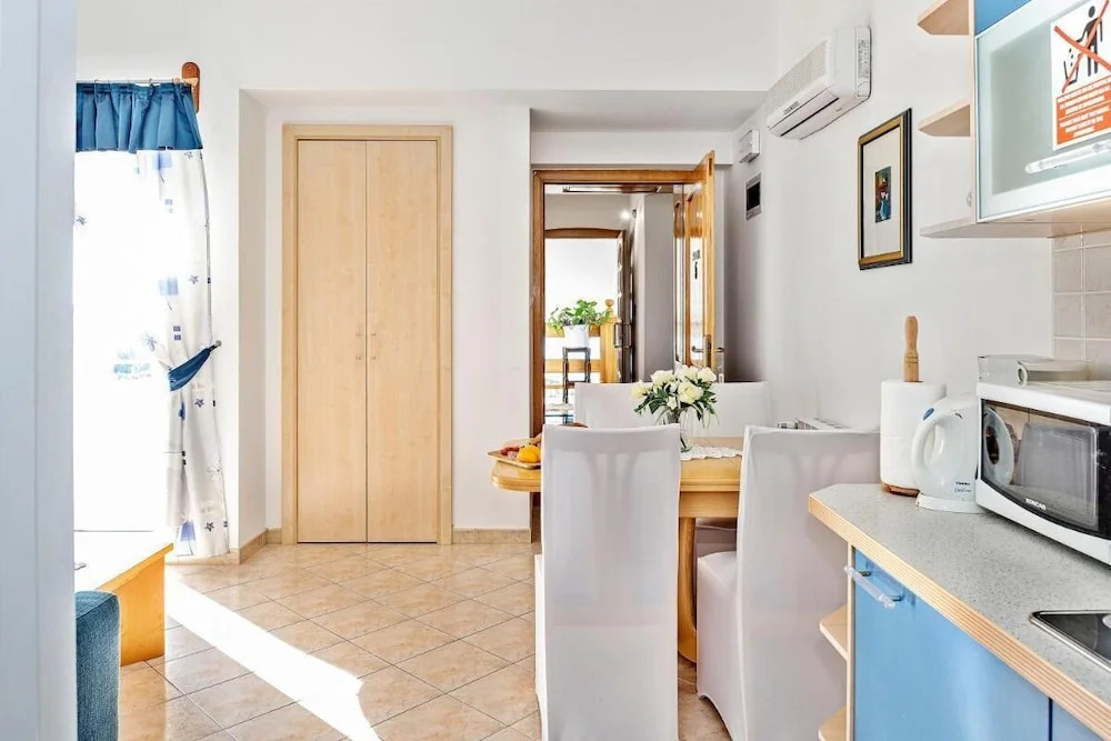 Barun Apartments - One Bedroom Apartment With Terrace and Sea View
