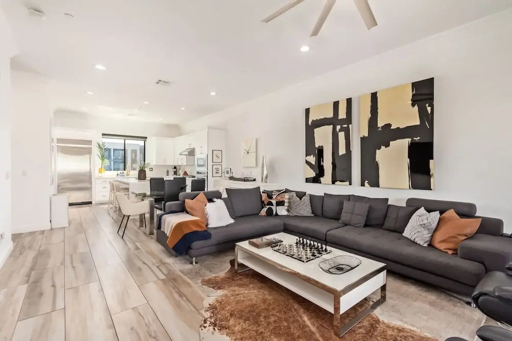 NEW Desert Standard Modern 3-level Oasis