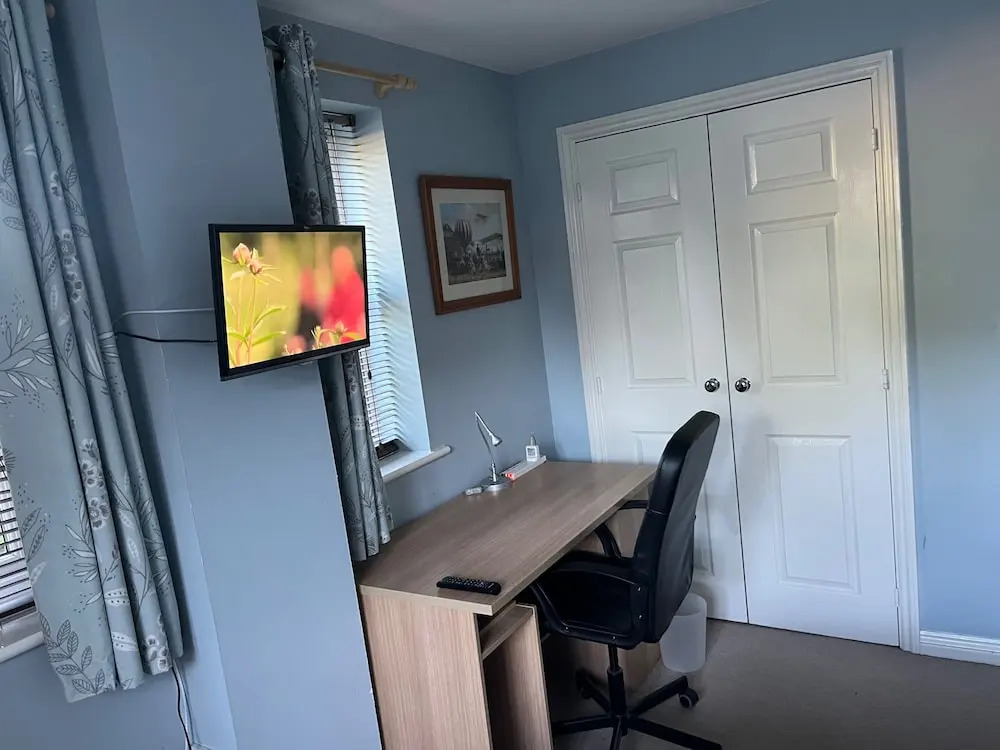 1 Bedroom Apartment Sleeps 2 - Tv