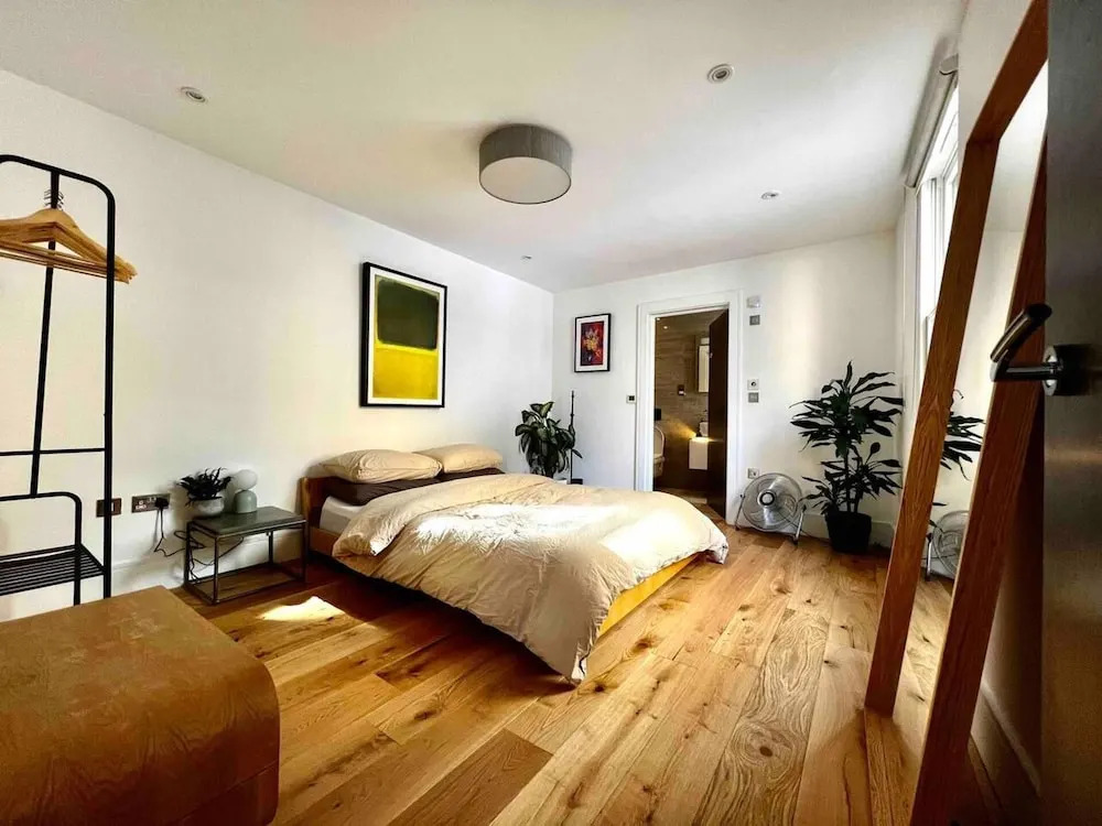 Modern Retreat in the Heart of Shoreditch