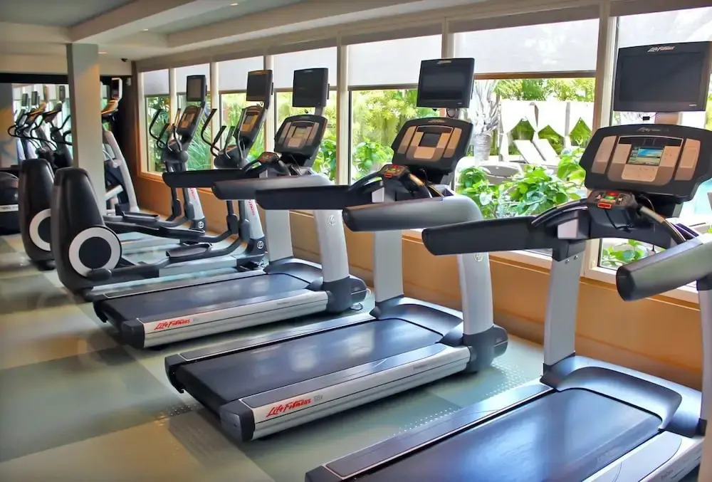 Allure Waikiki 2 Bedroom Condo by RedAwning