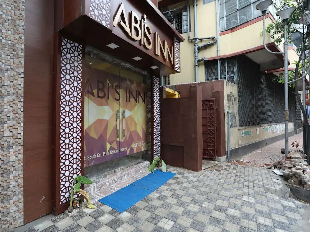 Super Hotel O ABIS INN Hotel Near Dhakuria Manipal Hospital