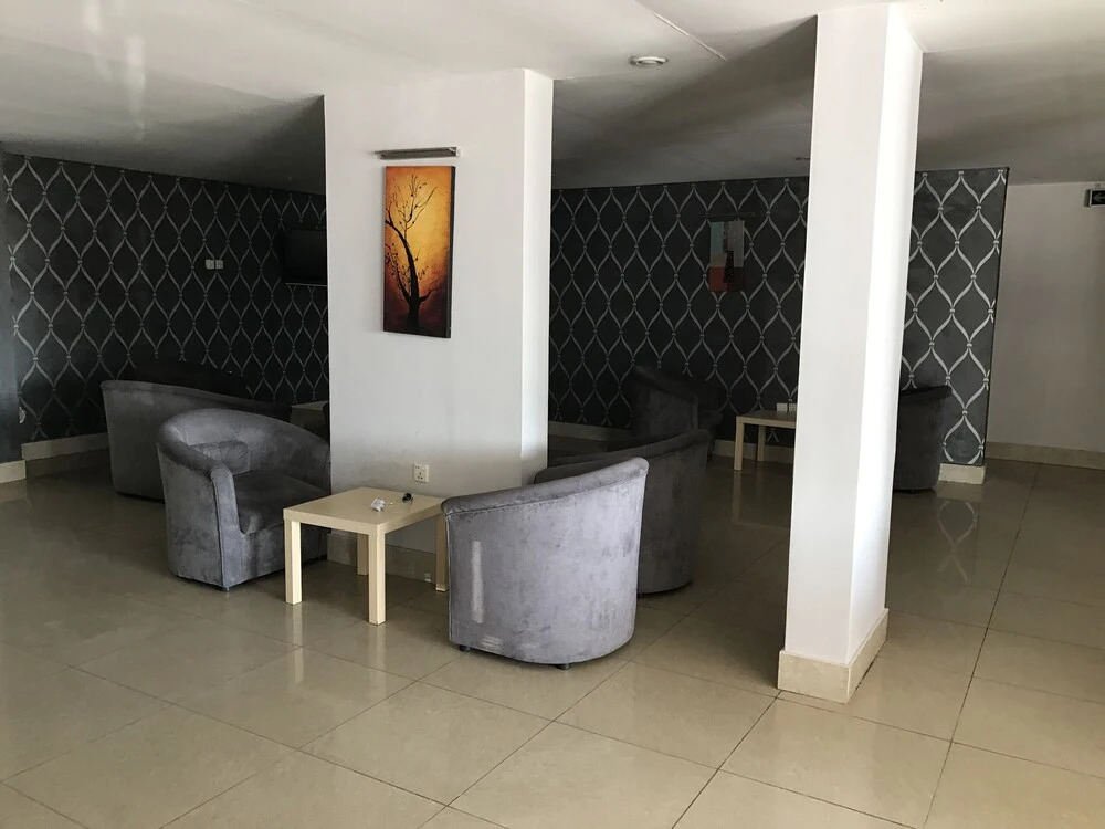 OYO 443 Safari Al Khaleej