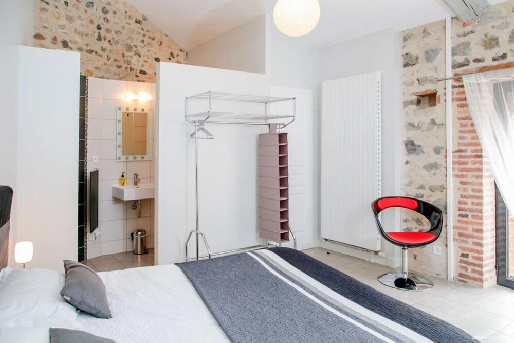 Hotel Le Midi Clermont-Cournon