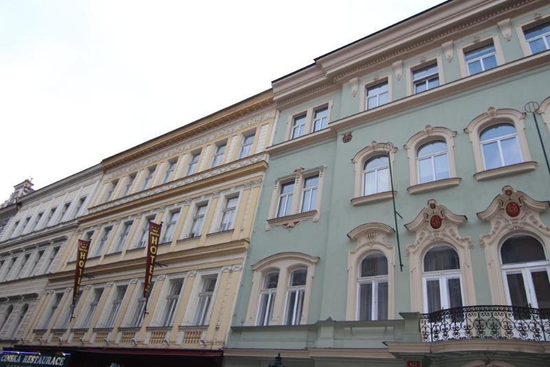 Old Prague Hotel