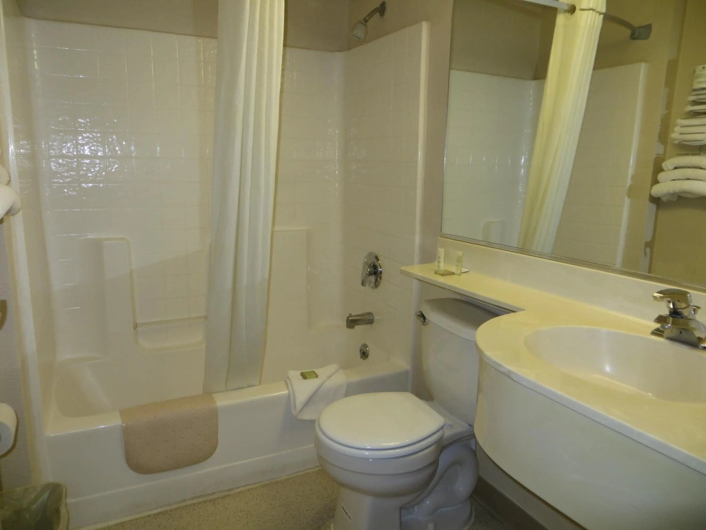 SureStay by Best Western Sacramento South Natomas