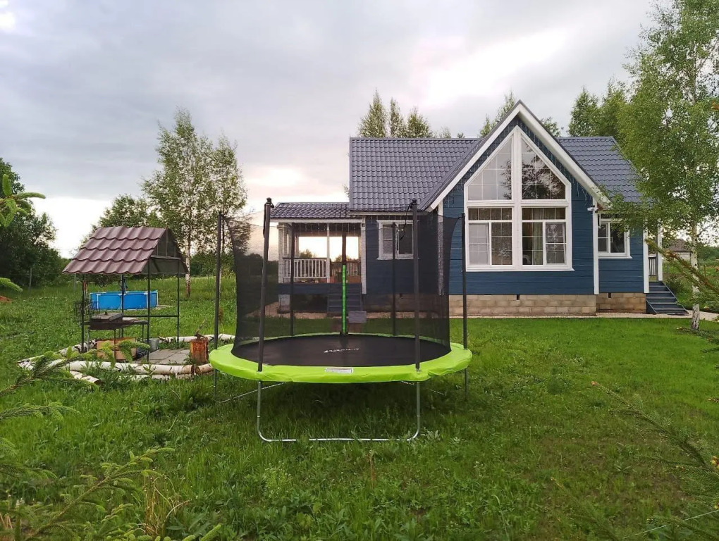 7Nights (7Найтс) Коттедж в деревне Красная