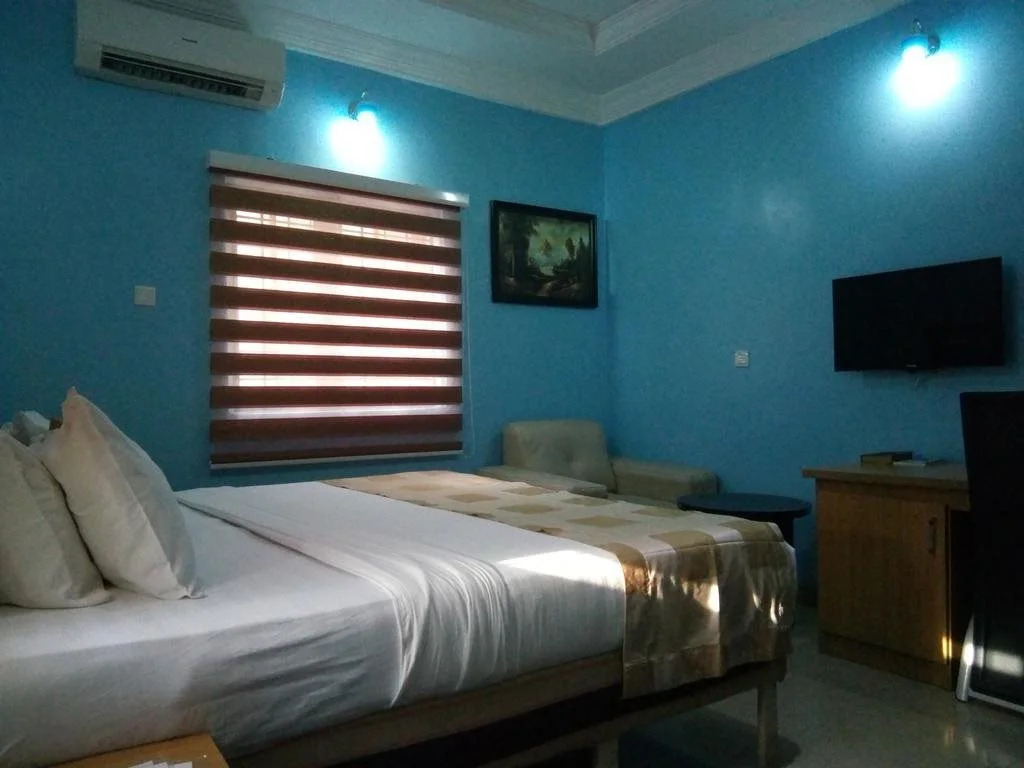 Jesuit Continental Suites