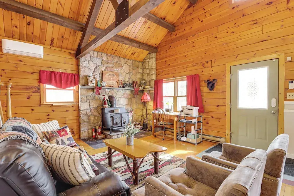 Hike + Ski: Log Cabin in East Stroudsburg!