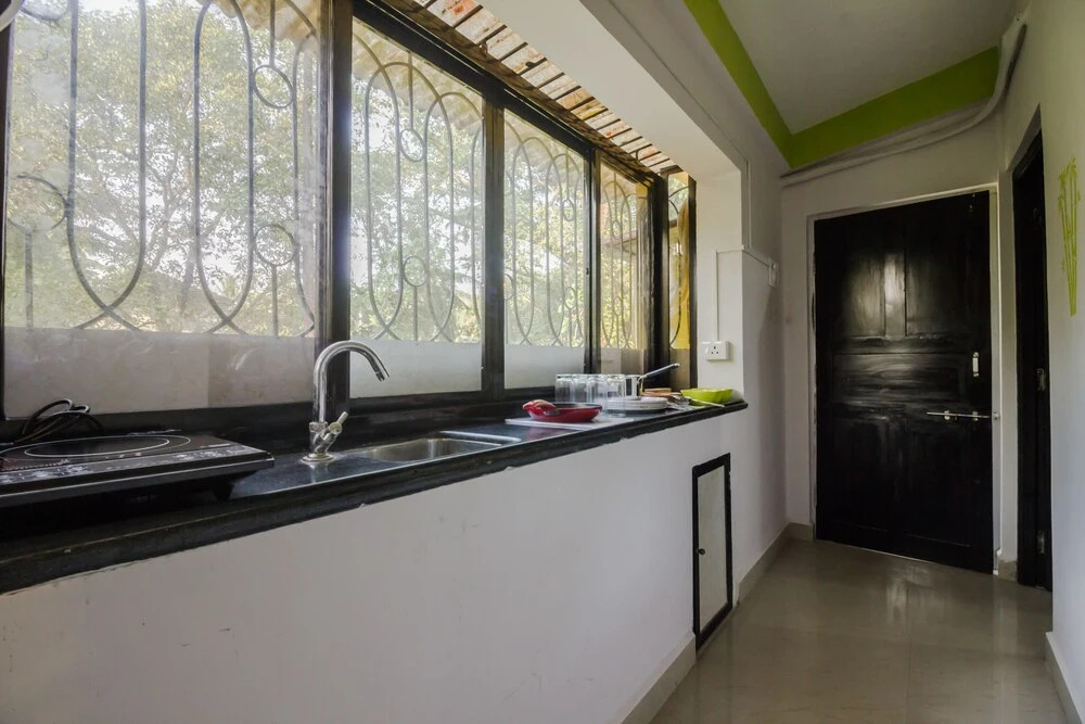 OYO 23267 Home Alluring 2 BHK Parra