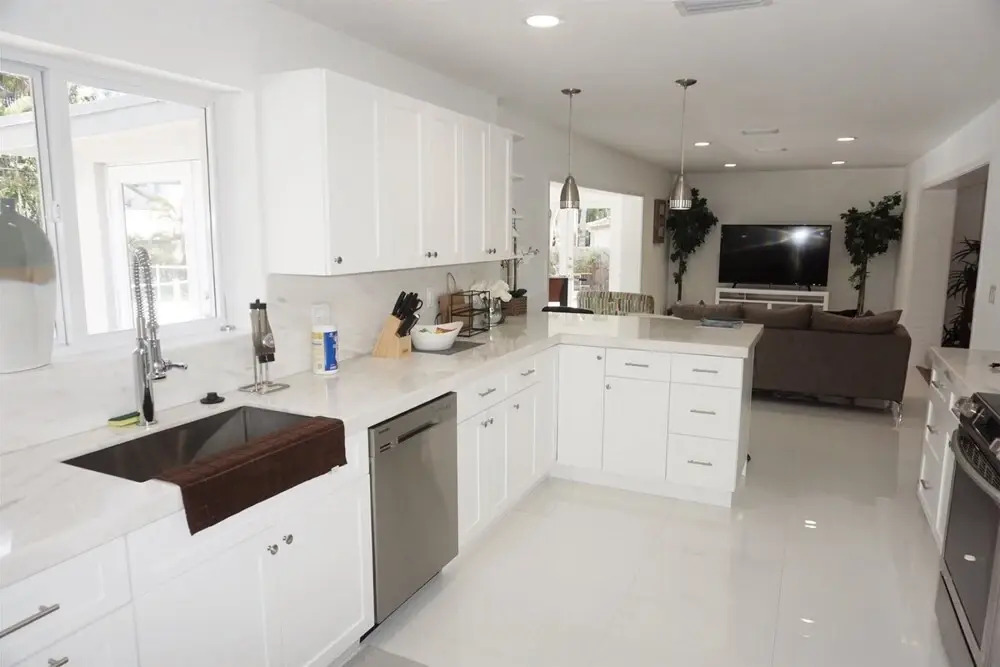 Luxe Miami Shores Home With Pool & BBQ