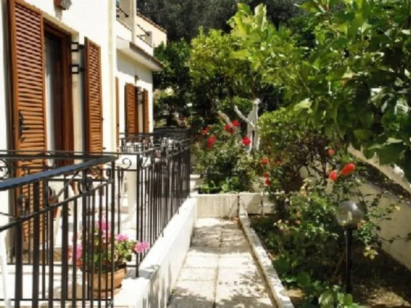Villa Anna Apartments
