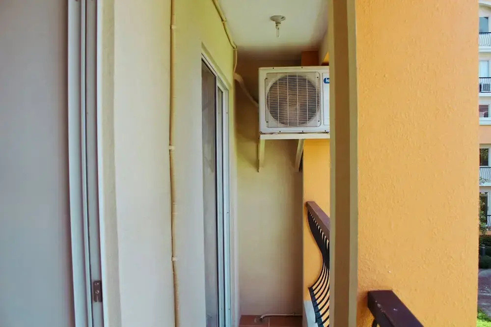 2 Bedroom at San Remo Oasis near SM Seaside