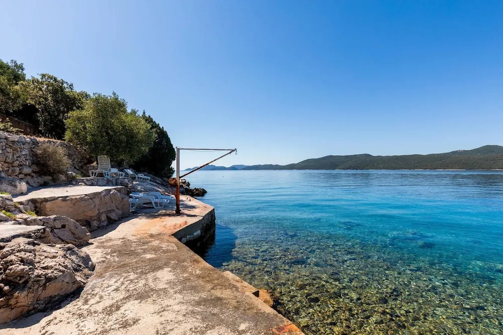 Beach Villa Ratac
