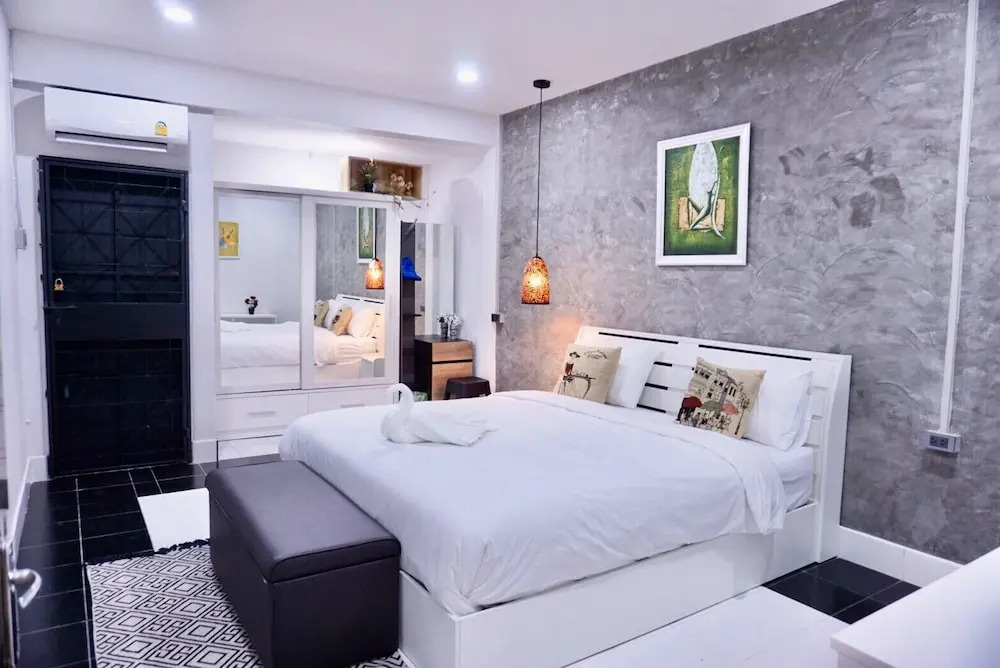 พี่จ๋า เฮ้าส์ PJa House