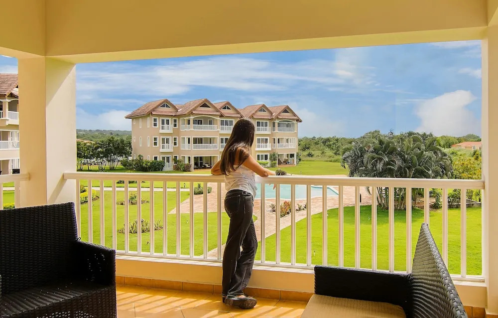 Apt Jasmine Ocean Village