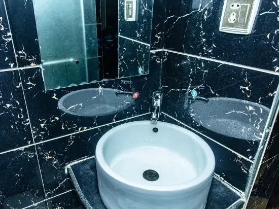 Guangyang Hotel