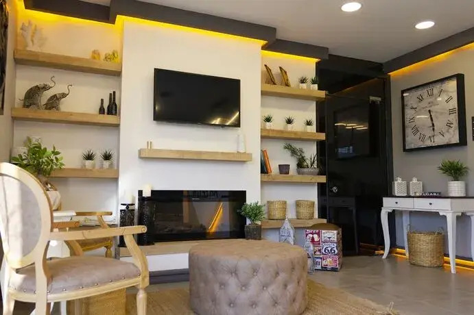 Hotel Cosmos Cuisine Guest House